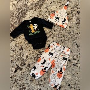 Newborn First Halloween 3-piece outfit.